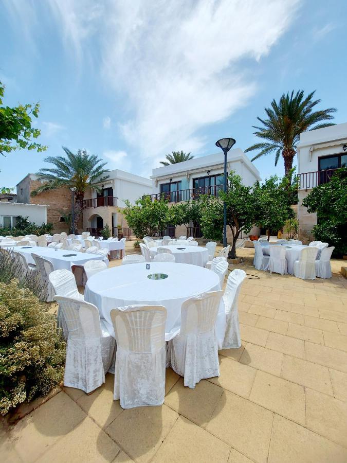Golden Palms Guest House & Cafe Famagusta  Exteriér fotografie
