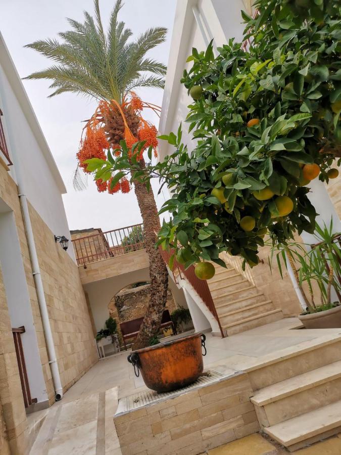 Golden Palms Guest House & Cafe Famagusta  Exteriér fotografie