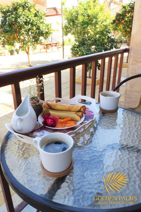 Golden Palms Guest House & Cafe Famagusta  Exteriér fotografie
